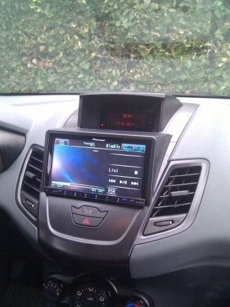 facia from dynamic sounds london <br /><br />pioneer radio AVH-4100dvd